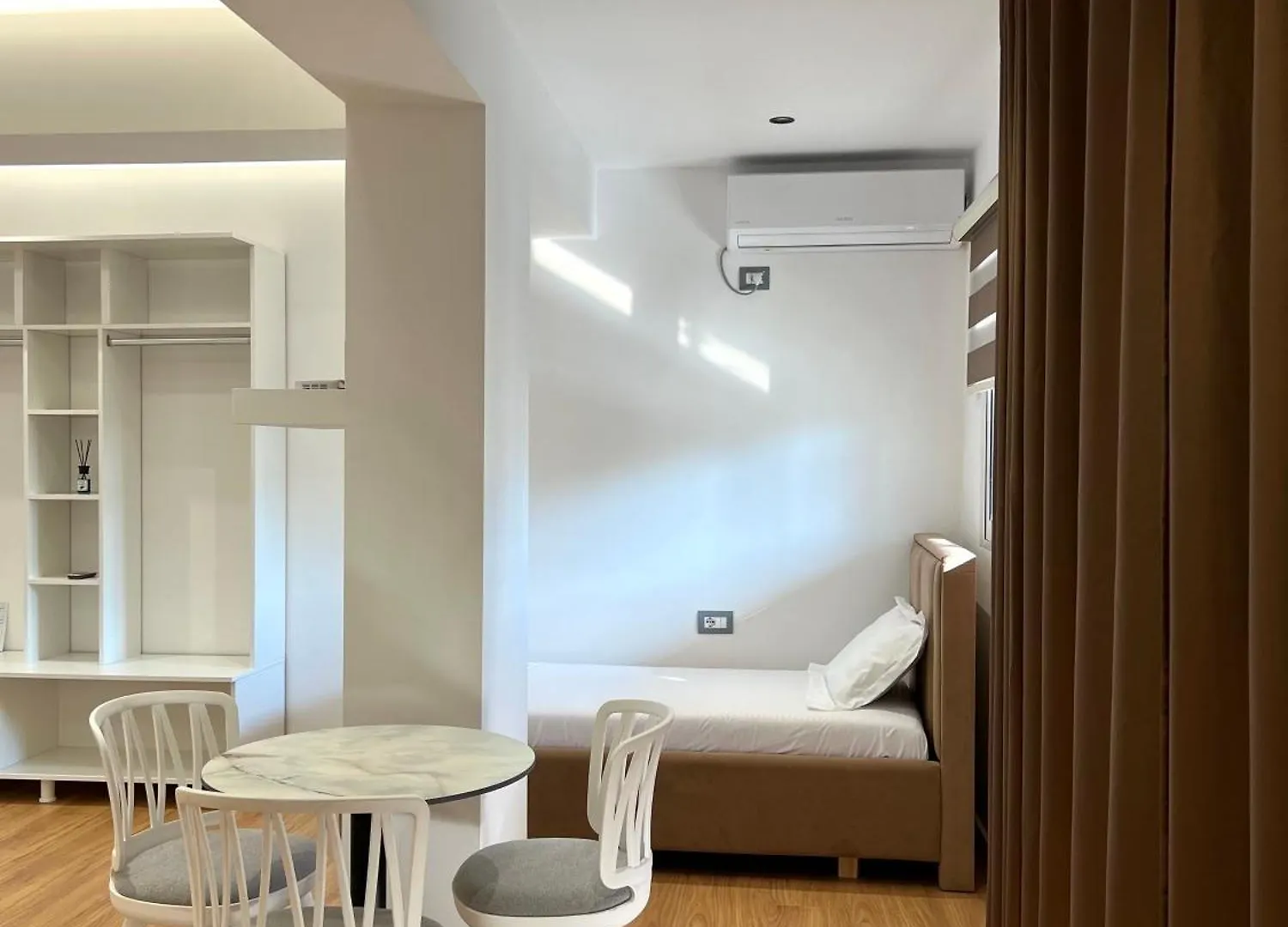 Poseidon Apartments