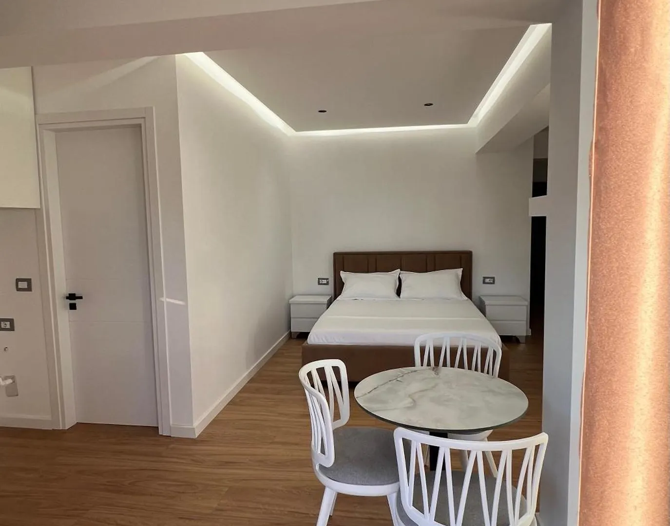 Poseidon Apartments Sarande